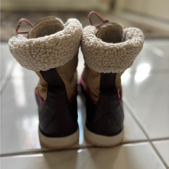 LL BEAN Women's Brown Nylon Waterproof
Insulated Ultralight Pac Boots Size 8 - Picture 3 of 9